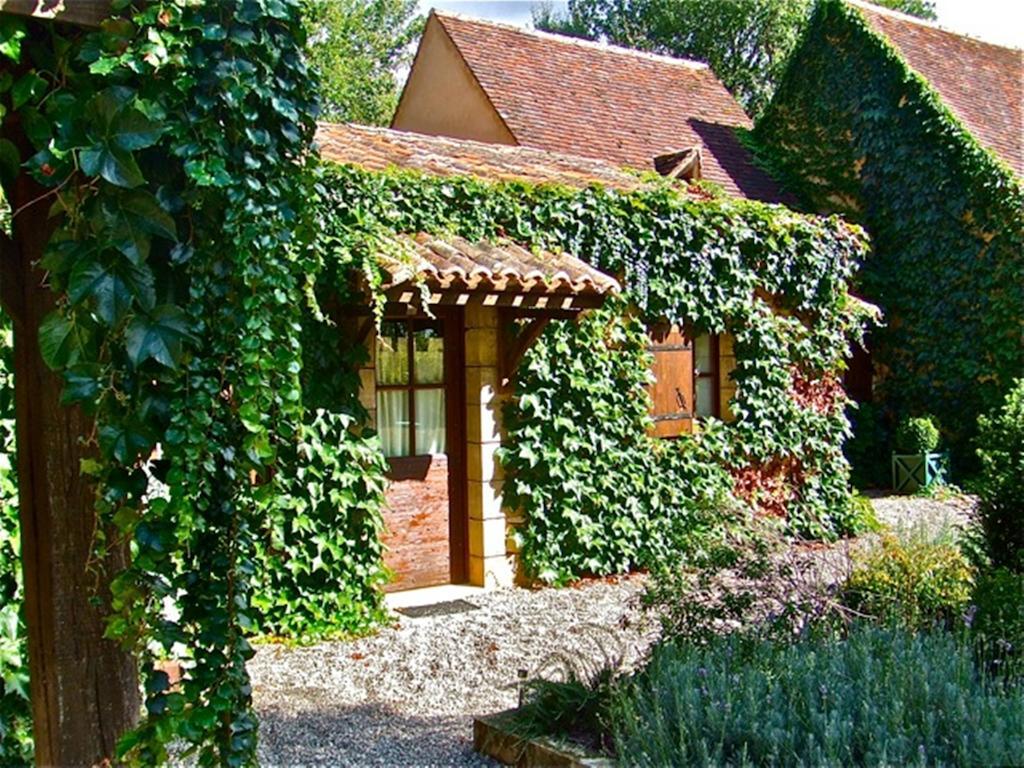 Le Domaine De La Millasserie Mauzac-et-Grand-Castang Екстериор снимка